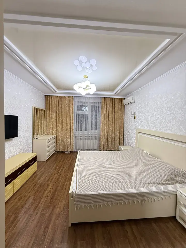 3-room, Mirabad